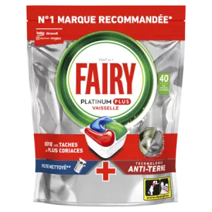 प्लैटिनम डिशवॉशर टैबलेट प्लस जबकि 1-थ्रेन साफ ​​किया गया - FAIRY